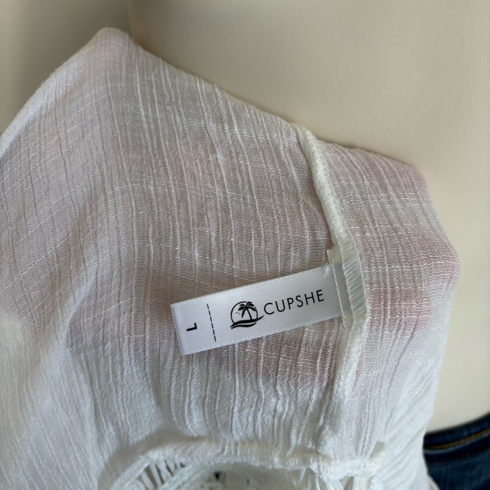 Cupshe long, white, open-front crochet cardigan, swimsuit cover-up - Picture 6 of 8